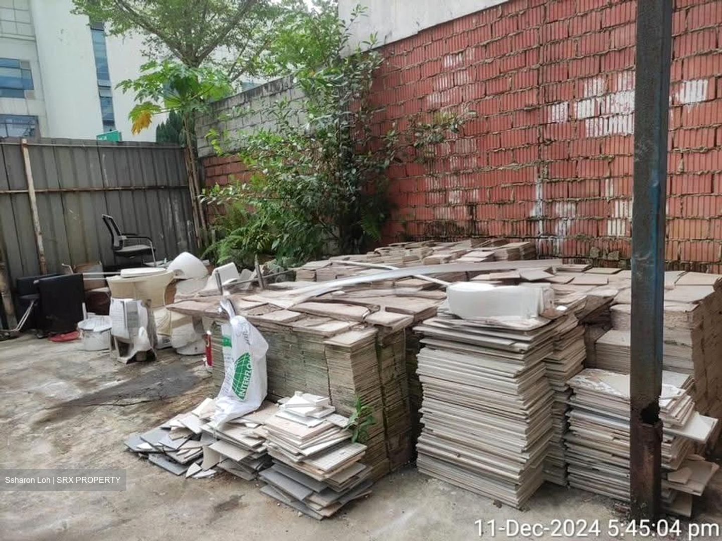 Civic Terrace Warehouse (D14), Factory #639845981